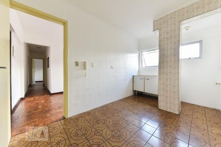 Apartamento à venda com 67m², 2 quartos e 1 vagaCozinha