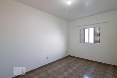 Casa para alugar com 200m², 2 quartos e 1 vagaQuarto