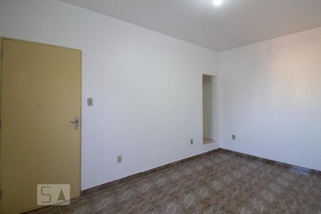 Casa para alugar com 200m², 2 quartos e 1 vagaQuarto