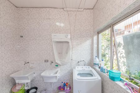 Casa à venda com 800m², 4 quartos e 6 vagasLavanderia