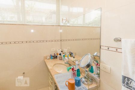 Casa à venda com 800m², 4 quartos e 6 vagasBanheiro 1