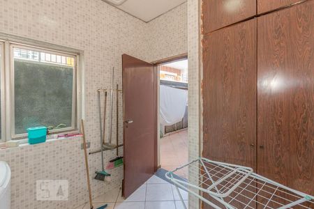 Casa à venda com 800m², 4 quartos e 6 vagasLavanderia
