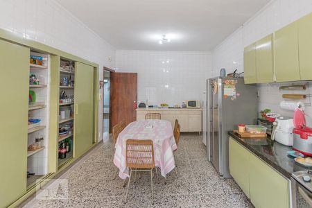 Casa à venda com 800m², 4 quartos e 6 vagasCozinha