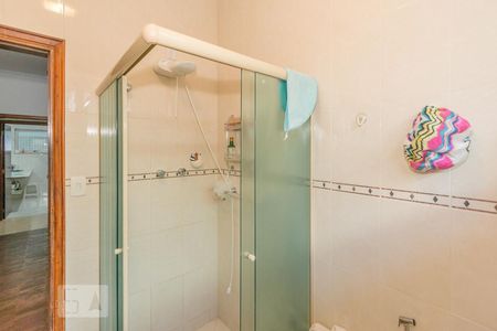 Casa à venda com 800m², 4 quartos e 6 vagasBanheiro 1