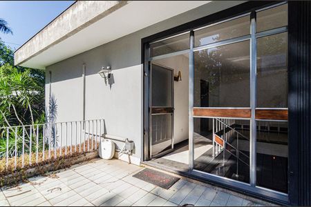 Casa para alugar com 231m², 3 quartos e 4 vagasVaranda