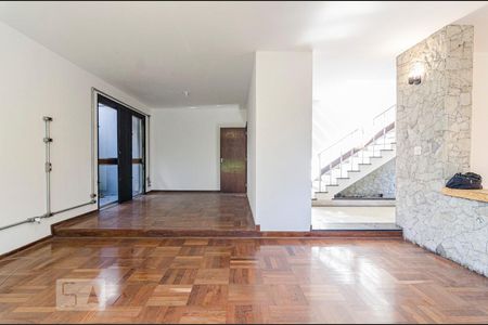 Sala de casa para alugar com 3 quartos, 231m² em Jardim das Bandeiras, São Paulo