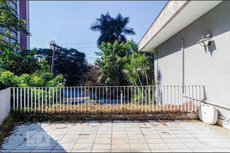 Casa para alugar com 231m², 3 quartos e 4 vagasVaranda
