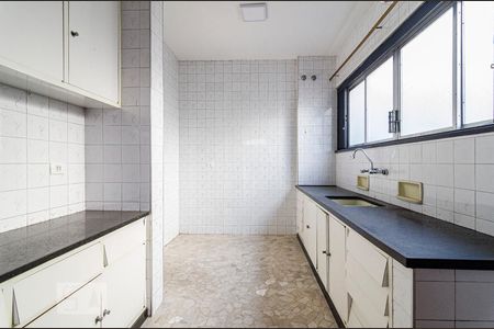 Casa para alugar com 231m², 3 quartos e 4 vagasCozinha