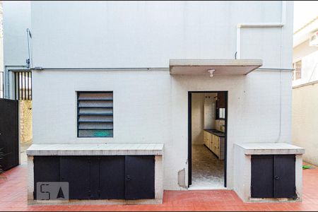 Casa para alugar com 231m², 3 quartos e 4 vagasQuintal