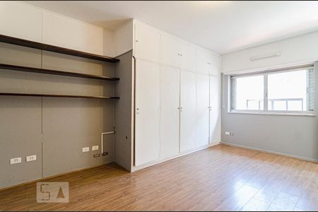Casa para alugar com 231m², 3 quartos e 4 vagasSuíte 2
