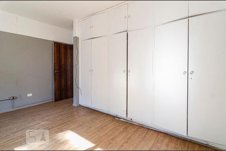 Casa para alugar com 231m², 3 quartos e 4 vagasQuarto 3