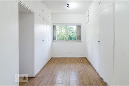 Casa para alugar com 231m², 3 quartos e 4 vagasCloset