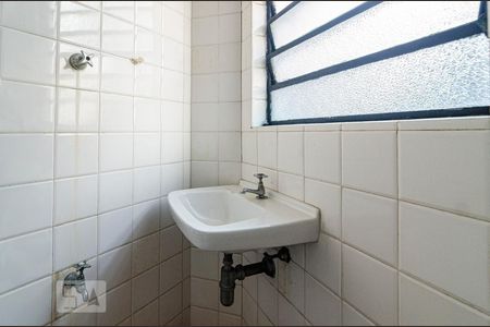 Casa para alugar com 231m², 3 quartos e 4 vagasBanheiro de serviço