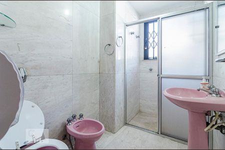 Casa para alugar com 231m², 3 quartos e 4 vagasBanheiro