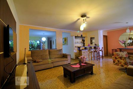 Sala de casa à venda com 4 quartos, 320m² em Vila Humaita, Santo André