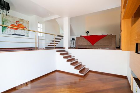 Sala TV de casa de condomínio para alugar com 4 quartos, 487m² em Brooklin, São Paulo