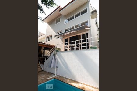 Casa de condomínio para alugar com 487m², 4 quartos e 4 vagas Casa de condomínio para alugar com 487m², 4 quartos e 4 vagasPiscina