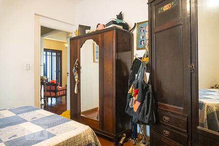 Casa à venda com 230m², 4 quartos e 3 vagas Casa à venda com 230m², 4 quartos e 3 vagasQuarto 2