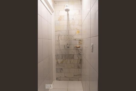 Casa à venda com 230m², 4 quartos e 3 vagas Casa à venda com 230m², 4 quartos e 3 vagasBanheiro 1