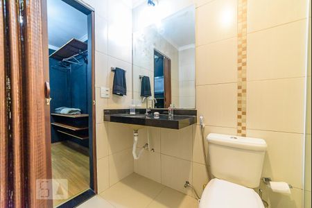 Casa à venda com 300m², 4 quartos e 2 vagasBanheiro da Suíte 1