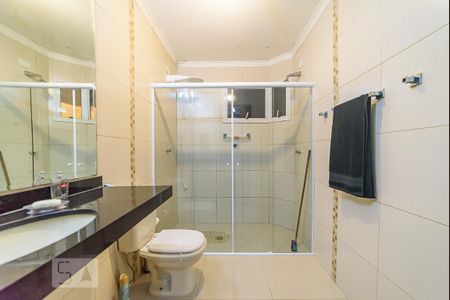 Casa à venda com 300m², 4 quartos e 2 vagasBanheiro da Suíte 1