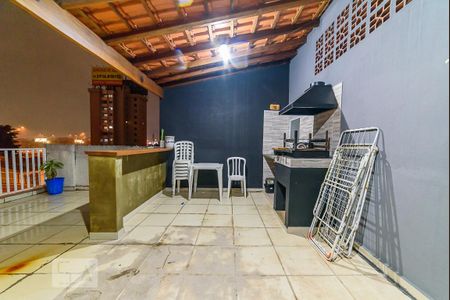 Casa à venda com 300m², 4 quartos e 2 vagasChurrasqueira