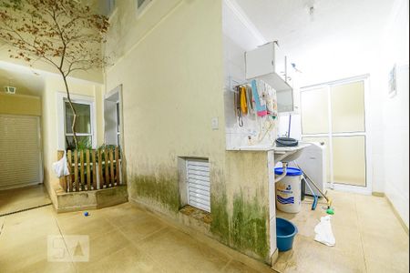 Casa à venda com 300m², 4 quartos e 2 vagasQuintal