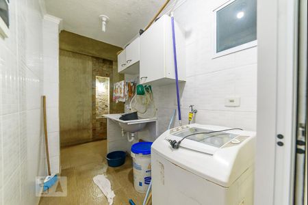 Casa à venda com 300m², 4 quartos e 2 vagasÁrea de Serviço