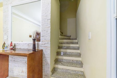 Casa à venda com 300m², 4 quartos e 2 vagasCorredor