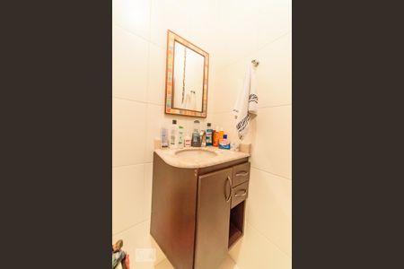 Casa à venda com 300m², 4 quartos e 2 vagasBanheiro da Suíte 2