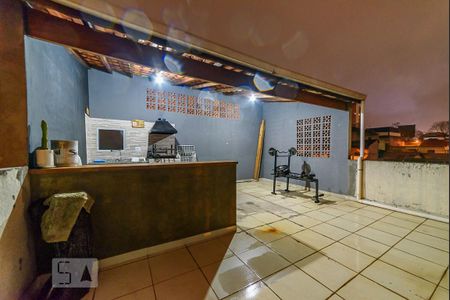 Casa à venda com 300m², 4 quartos e 2 vagasChurrasqueira