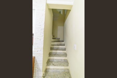 Casa à venda com 300m², 4 quartos e 2 vagasCorredor