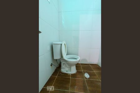 Banheiro de casa de condomínio para alugar com 1 quarto, 40m² em Vila Silveira, Guarulhos