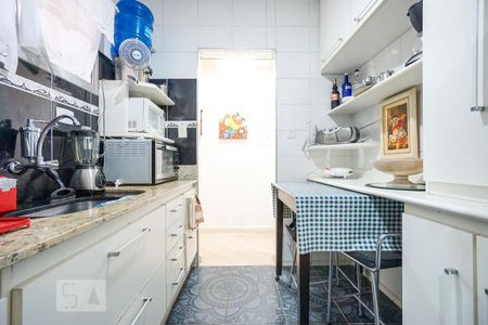 Apartamento à venda com 47m², 1 quarto e 1 vagaCozinha