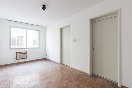 Sala de apartamento para alugar com 1 quarto, 40m² em Petrópolis, Porto Alegre