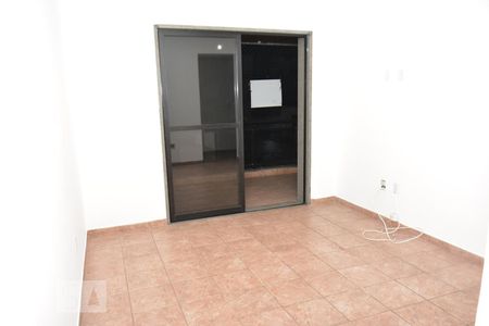 Sala de apartamento para alugar com 1 quarto, 58m² em Jardim Guanabara, Rio de Janeiro