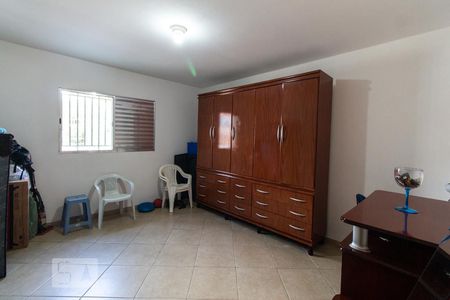 Casa à venda com 180m², 4 quartos e 2 vagasQuarto 1