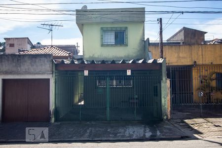 Casa à venda com 180m², 4 quartos e 2 vagasFachada