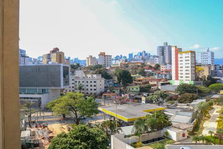 Apartamento à venda com 300m², 3 quartos e 4 vagasVista
