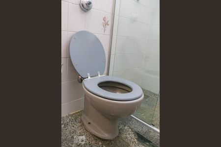 Apartamento à venda com 300m², 3 quartos e 4 vagasBanheiro Social