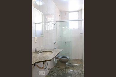 Apartamento à venda com 300m², 3 quartos e 4 vagasBanheiro Social