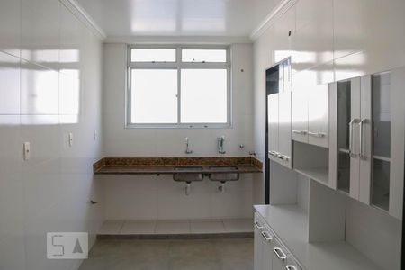 Apartamento à venda com 300m², 3 quartos e 4 vagasCozinha