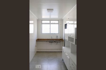 Apartamento à venda com 300m², 3 quartos e 4 vagasCozinha