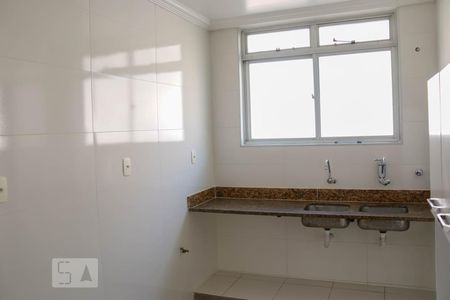 Apartamento à venda com 300m², 3 quartos e 4 vagasCozinha