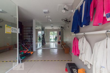 Apartamento à venda com 72m², 3 quartos e 1 vagaÁrea comum - Academia