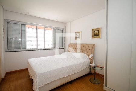 Apartamento à venda com 170m², 3 quartos e 1 vagaQuarto 2