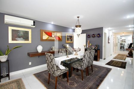 Sala de Estar e Jantar de apartamento à venda com 3 quartos, 170m² em Bela Vista, São Paulo