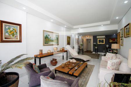 Sala de Estar e Jantar de apartamento à venda com 3 quartos, 170m² em Bela Vista, São Paulo