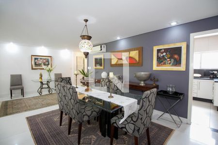 Sala de Estar e Jantar de apartamento à venda com 3 quartos, 170m² em Bela Vista, São Paulo