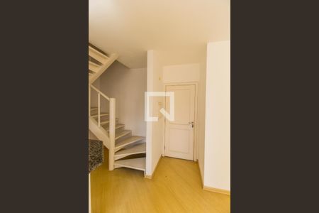 Entrada de apartamento à venda com 2 quartos, 63m² em Alphaville Industrial, Barueri